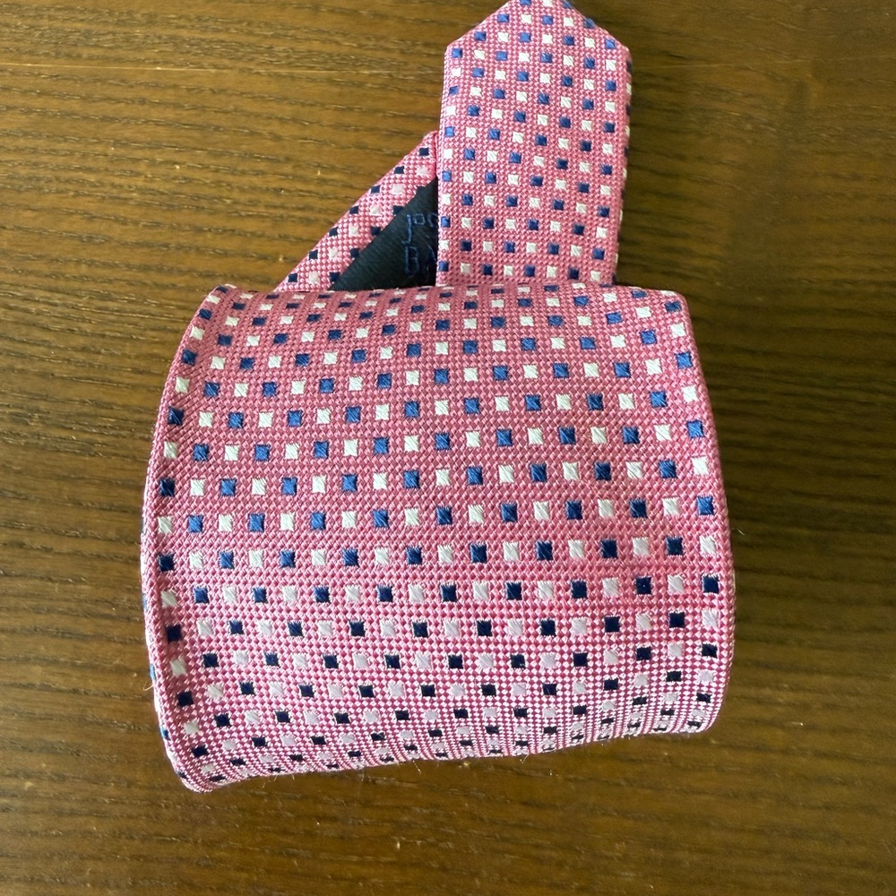 Jos. A. Bank Pink and Blue Patterned Tie